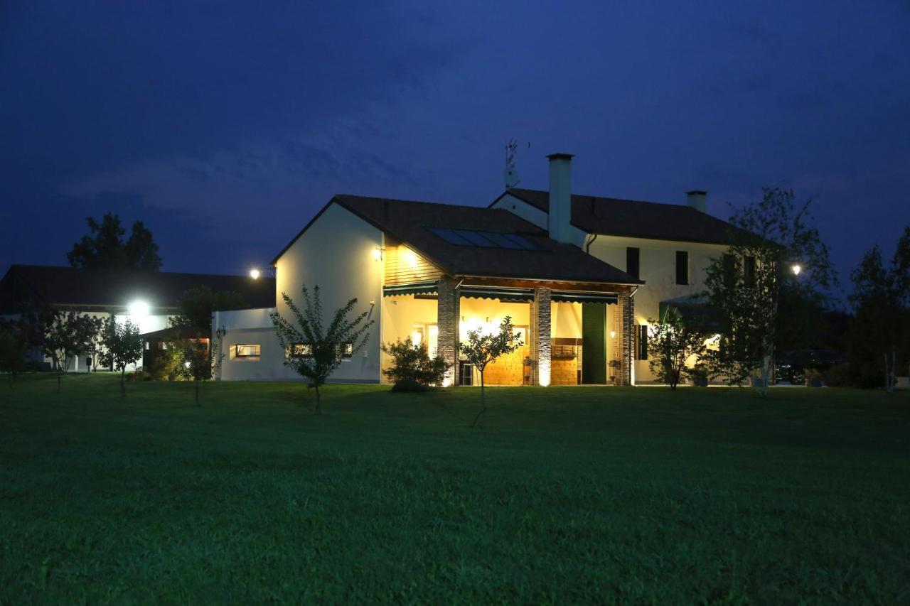 Azienda Agrituristica Ai Prai Castello Di Godego Esterno foto